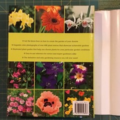 THE COMPLETE garden Flower Book 800 Pages 1000 + Pictures, Like New