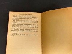 1971 TV FAVORITES by Linda Beech – The Partridge Family Haunted Hall 1st PB