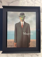 NEW MINT RARE DELUXE LTD ED #309 CLAMSHELL René Magritte: The Blue Box PAINTING