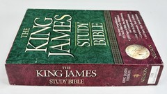 King James Study Bible – Black Bonded Leather – Gilded-Gold Page Edges – Nelson