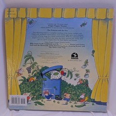 The Princess and the Pea: Book and Puppets (Finger P…