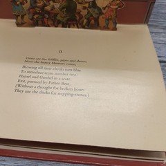 The Children’s Theatre A Reproduction of Antique Pop-Up Franz Bonn Kestrel 1981