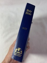 World Bible Society~ New International Version ~Holy Bible