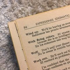 The University Of Chicago Spanish English English Spanish Dictionary Paperback