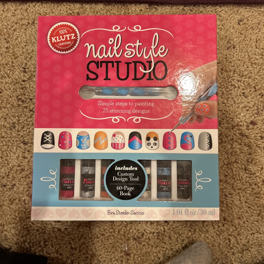 Nail Style Studio by Klutz (2013, Box or Slipcased / Zo)