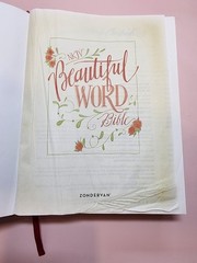 NKJV Beautiful Word Bible Large Print Like New Hardcover Red Letter Edition Good