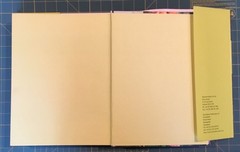 THE COMPLETE garden Flower Book 800 Pages 1000 + Pictures, Like New