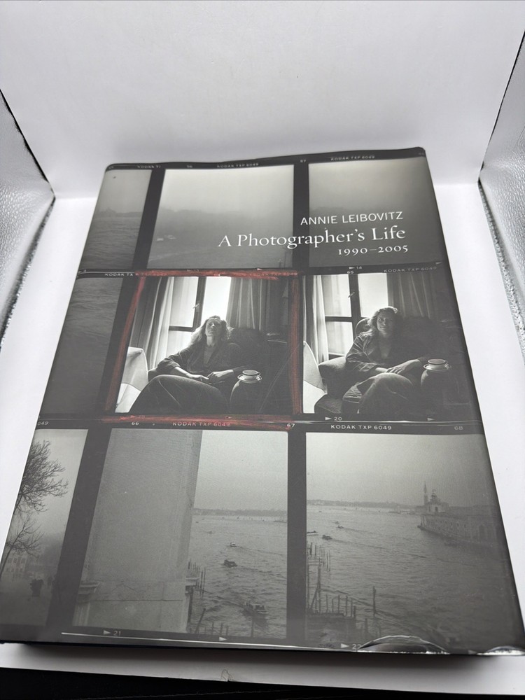 A PHOTOGRAPHER’S LIFE 1990-2005 hc Annie Leibovitz 2006