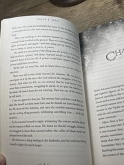 QUEEN OF SHADOWS (THRONE OF GLASS) By Sarah J. Maas **Mint Condition**
