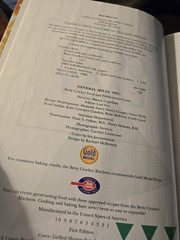 Vintage 1996 BETTY CROCKER’S GOOD & EASY COOKBOOK Hardcover 432 pages