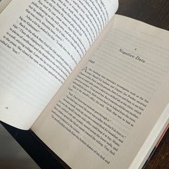 Beautiful SIGNED Copy Of „Where The Crawdads Sing” By Delia Owens