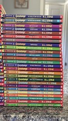 Lot Of 60 Goosebumps Children’s Books R L Stine Horror Thriller Scholastic 1-56