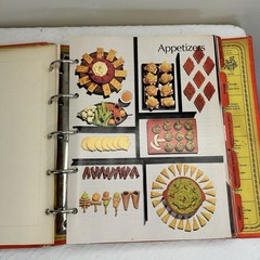 Betty Crocker’s Cookbook 1974 Vintage 23rd Printing with 5 Ring Binder