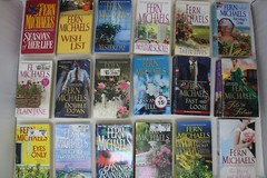 Lot of 10 Fern Michaels Paperback Books Random Mix – Free Shipping