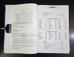 ZONDERVAN STUDENT BIBLE – New Revised Standard Version (As New)