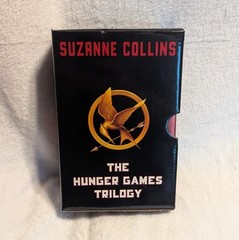 Catching Fire & Mockingjay (The Hunger Games) – Hardbacks – Suzanne Collins