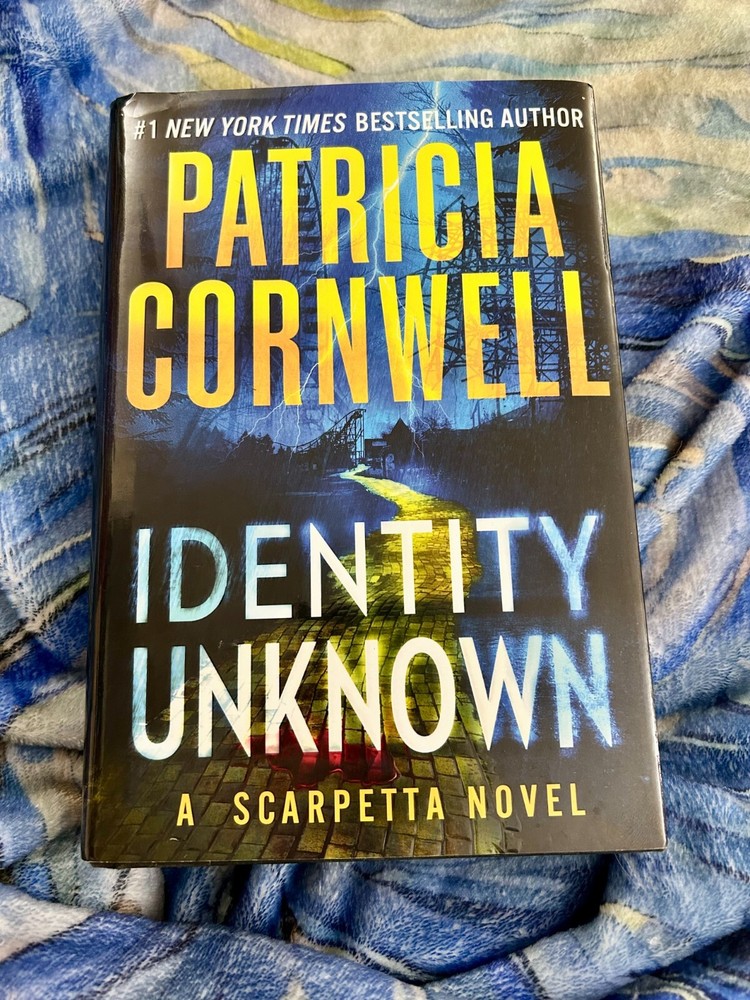 IDENTITY UNKNOWN PATRICIA CORNWELL HARD COVER BRAND NEW ***FREE SHIPPING***
