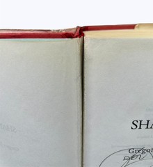 Shantaram, Gregory David Roberts [First Edition, Signed]