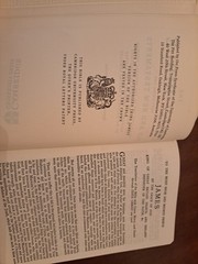 KJV White Gift Bible White French Morocco Leather 23W by Not Available (1990,…