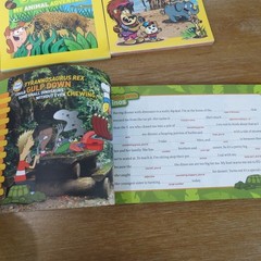 National Geographic Kids Funny Fill-In Set of 4 – Safari Animal Dinosaur Earth