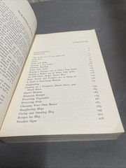 The Foxfire Book: Hog Dressing, Log Cabin Building, … Pb 1972