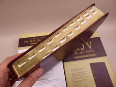 KJV Study Bible Bonded Leather Burgundy Thumb Indexing Red Lettering New In Box