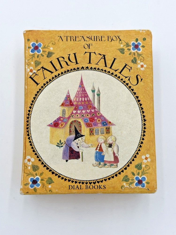 A TREASURE BOX OF FAIRY TALES OLIVE JONES 1984 ILLUSTRATED DIAL BOOKS 4 MINI SET