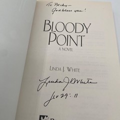 Lot of SIGNED books by Linda J. White – Seeds of Evidence, Bloody Point + 1, PB