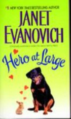 Hero at Large – 9780061985942, Janet Evanovich, paperback
