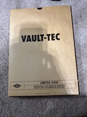 Fallout 4 Vault Dweller’s Survival Guide Restricted Collectors Edition Hardback