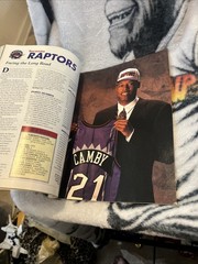 NBA Basketball Lindy’s Glory Bound Pro 50th ’96-’97 Michael Jordan Magazine Book