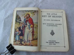 Vtg Little Key of Heaven Prayer book 1937! CELLUOID COVER! CRUCIFIX! GILDED