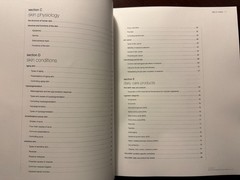 Skin Biology & Chemical Peel Textbook (Physicians Care Alliance, 2020) PCA VG PB