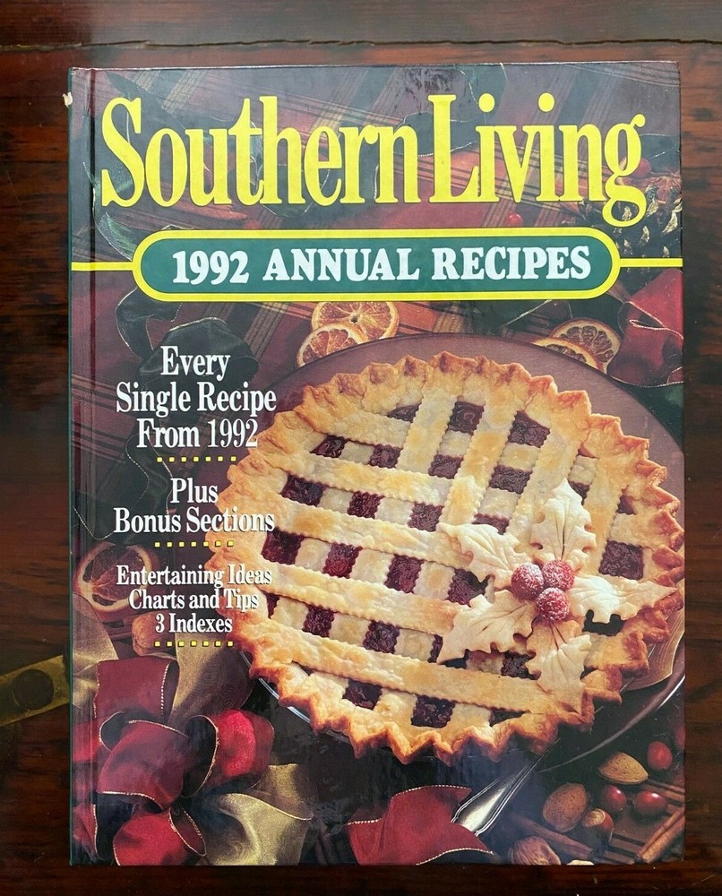 1992 Southern Living — Annual Recipes Cookbook — OVER 500 RECIPES & 368 PAGES