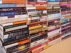 RANDOM MIX Lot 10 Large Trade Size PB Fiction Literature All category For Women