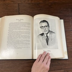 Men of Achievement in Texas by Garland A. Smith, Editor 1972 hardcover 432 pages