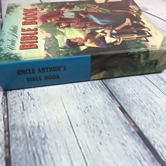 Vintage 1968 Uncle Arthurs Bible Book Hard Back Illustrated – Over 500 Pages