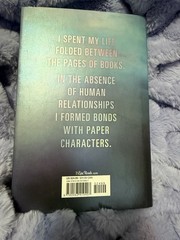 Shatter Me Collector’s Deluxe Limited Edition by Mafi, Tahereh Sprayed Edges HC