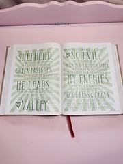 NKJV Beautiful Word Bible Large Print Like New Hardcover Red Letter Edition Good