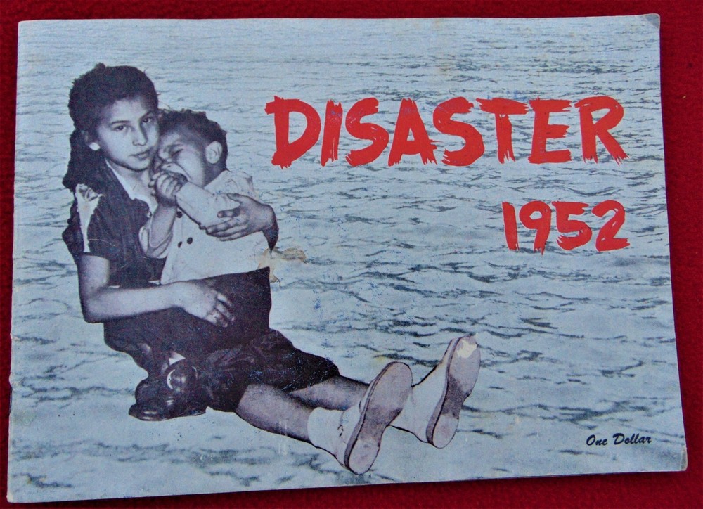 „DISASTER 1952” ~ COLLECTIBLE BOOK ~ SIOUX CITY, IA. FLOOD ~ 30 PAGES OF PHOTOS