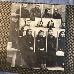 Memory Unearthed: The Lodz Ghetto Photographs of Henryk Ross by Maia-Mari Sutnik