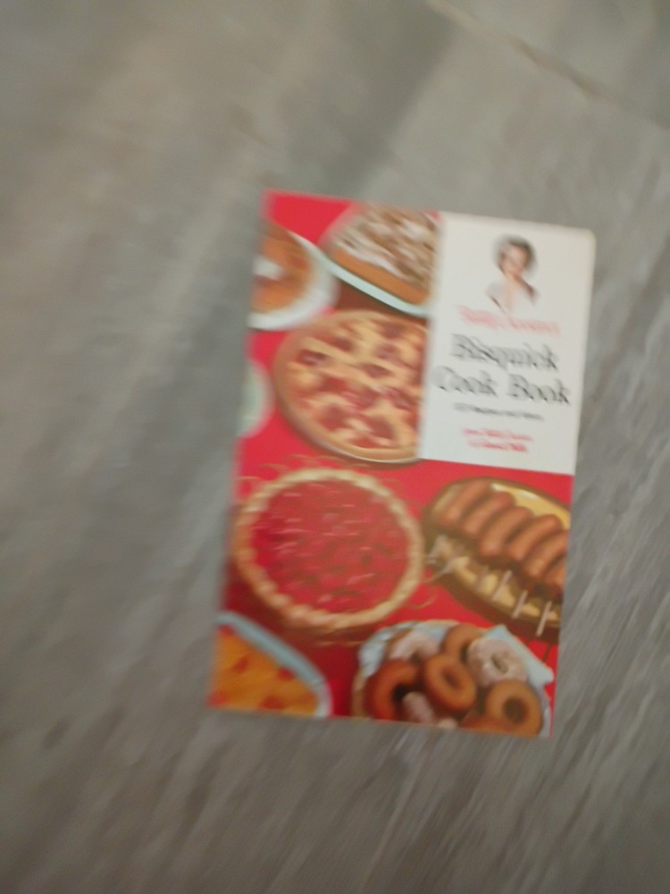 Betty Crocker’s Bisquick Cook Book 157 Recipes and Ideas Vintage 1956-26 pages