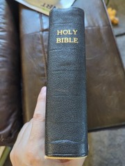 Holy Bible King James Teachers Self Pronouncing Edition