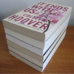 COLLEEN HOOVER LOT OF 6 BOOKS: VERITY, TOO LATE, UGLY LOVE, LAYLA, ENDS WITH US