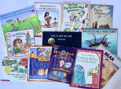 Lot Of 12 Children’s Books 1940 to 2000’s 3lbs 4.5oz Good Pre Owned Educational
