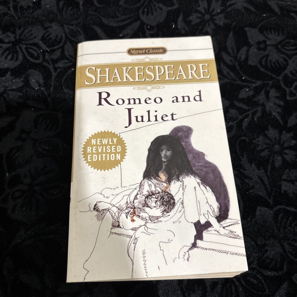 Romeo and Juliet by William Shakespeare (1998, Mass Market)