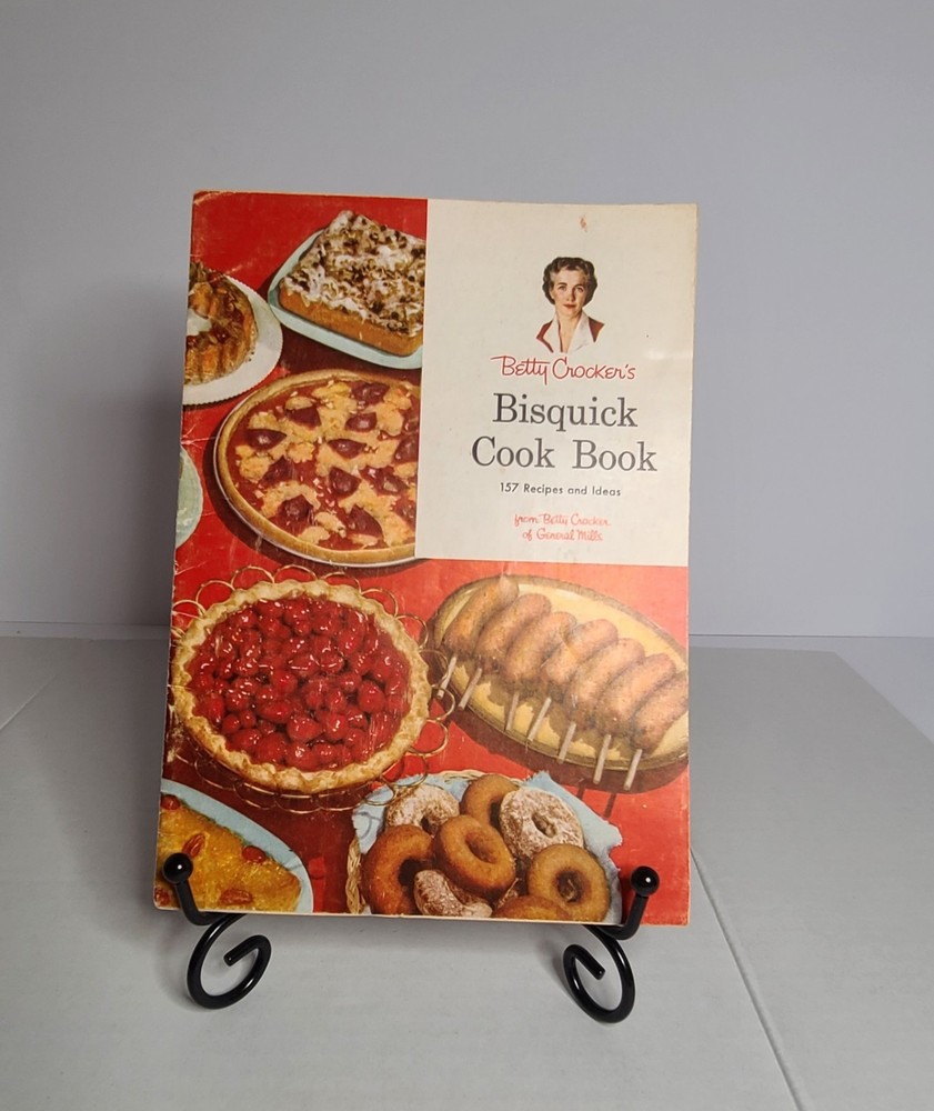 Betty Crocker’s Bisquick Cook Book 157 Recipes and Ideas Vintage 1956-26 pages