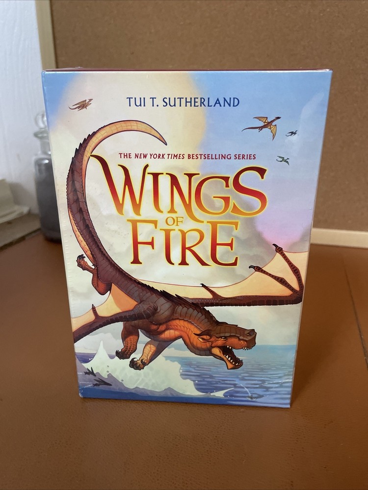 Wings of Fire Boxset, Books 1-5 by Tui T. Sutherland (2015, Box or Slipcased)
