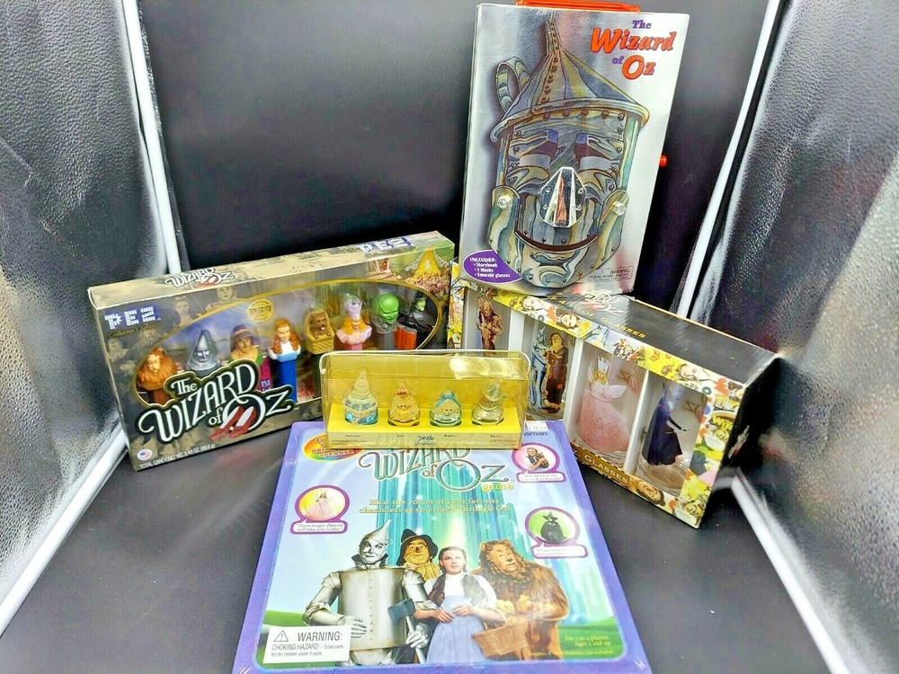Lot Of 5 Collectible „Wizard Of Oz” Lot. Game, Pez, Tumblers, Ornamental Bells