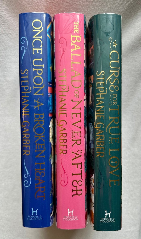 Once Upon a Broken Heart Trilogy, Goldsboro edition: 1st book has fox on cover!